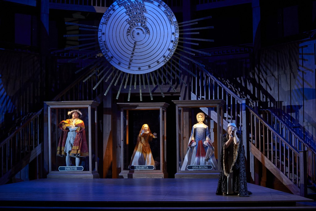 (far right) Sondra Radvanovsky as Elisabetta in the Canadian Opera Company production of Roberto Devereux, 2014. Photo: Michael Cooper