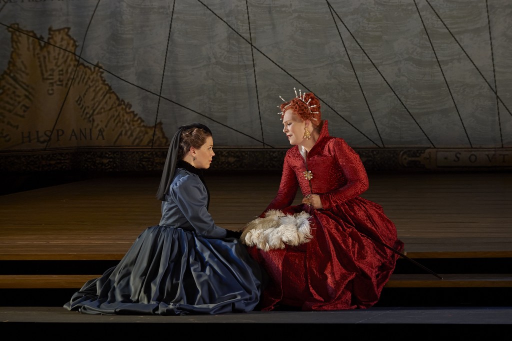 (l-r) Allyson McHardy as Sara and Sondra Radvanovsky as Elisabetta in the Canadian Opera Company production of Roberto Devereux, 2014. Photo: Michael Cooper