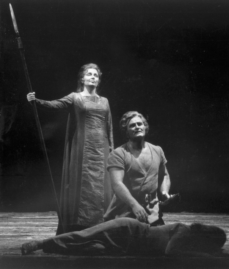 Roberta Knie, as Brunnhilde and Jon Vickers, as Siegmund, are seen in the San Francisco Opera's production of "Die Walkure" (The Valkyrie) in San Francisco.