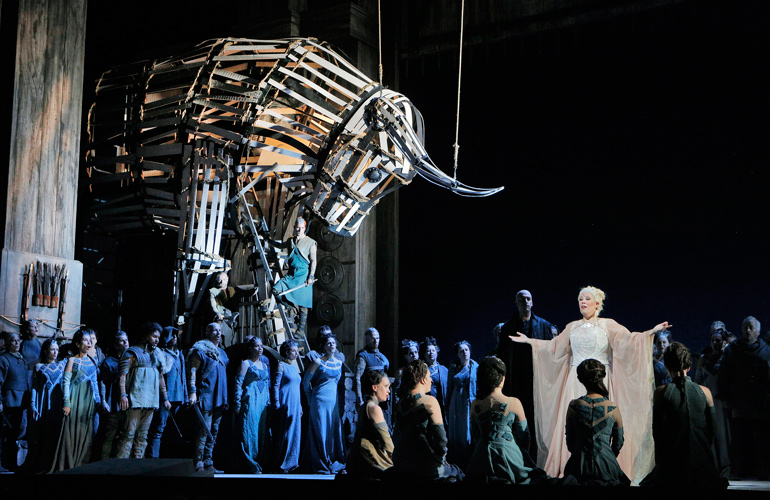 Sondra Radvanovsky as Norma in Norma (San Francisco Opera, 2014), (Photo: Cory Weaver)