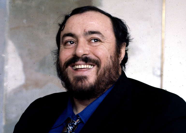 Luciano-Pavarotti
