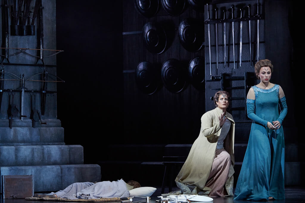 (l-r) Elza van den Heever as Norma and Isabel Leonard as Adalgisa in the Canadian Opera Company production of Norma, 2016, (Photo: Michael Cooper)
