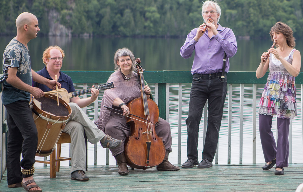 L'Ensemble Caprice. (Photo: Bill Blackstone)