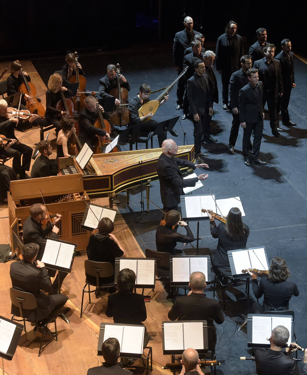 À partir du cinquième livre, Monteverdi introduit des musiciens : le clavecin, le luth. Du moment que les instruments soutiennent le groupe avec une harmonie, cela libère la voix soliste. (Crédit: Pascal Gely)