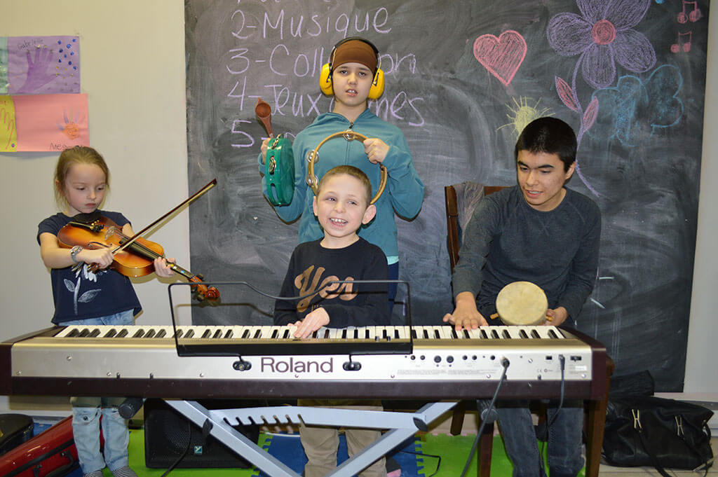 Cette année, Les Porteurs de musique célèbrent leur 10e anniversaire. Bien que l’organisme soit bien établi, il est toujours à la recherche de fonds. (Crédit: Société de l'autisme Saguenay-Lac-St-Jean.)