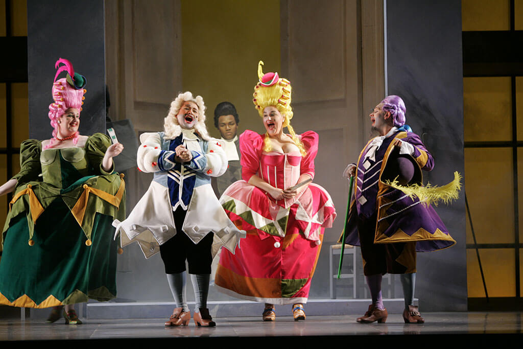 Cette production de La Cenerentola à l'Opéra de Montréal s'annonce haute en couleurs. (Crédit: Houston Grand Opera).