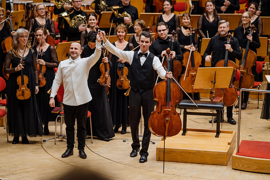 Stéphane Tétreault, avec l'Orchestre Métropolitain et Yannick Nézet-Séguin à Cologne. (Crédit: François Goupil)