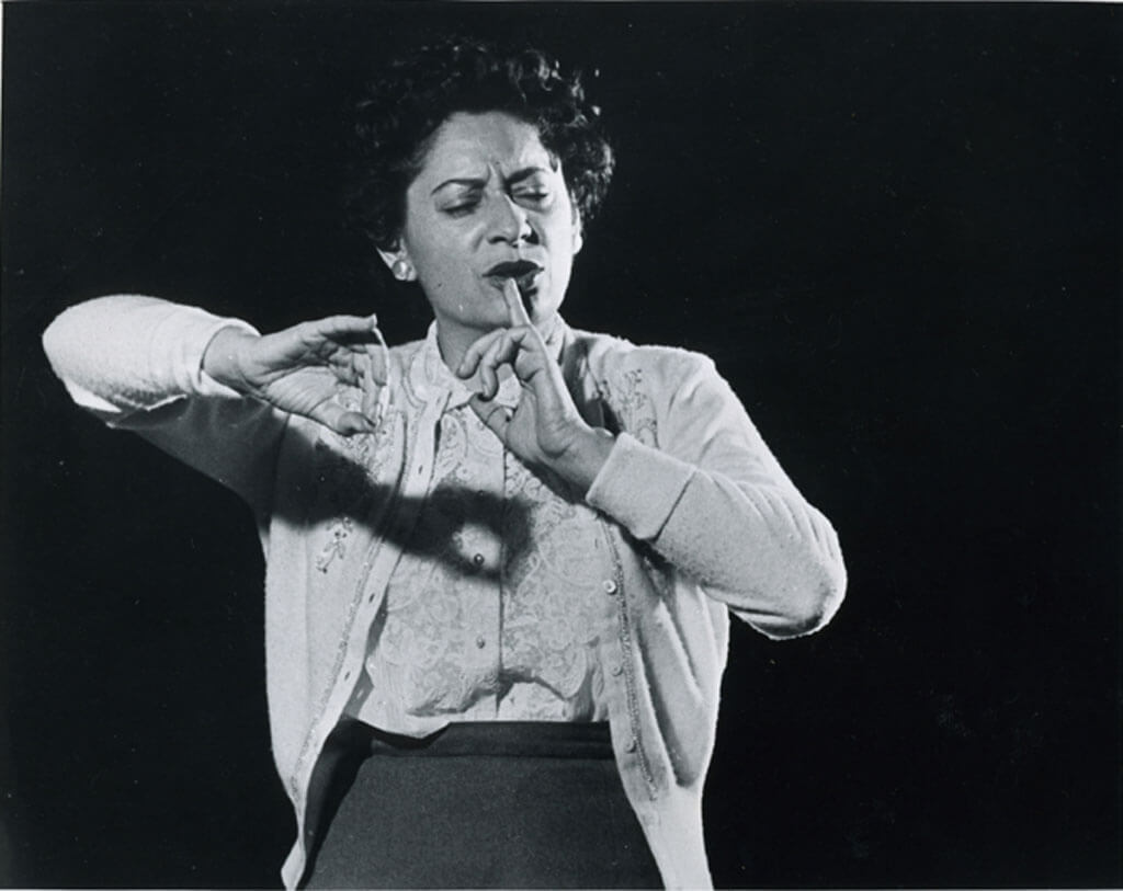 Ethel Stark, fondatrice de la Symphonie féminine de Montréal, en 1940. (Photo: Jewish Public Library Archives)