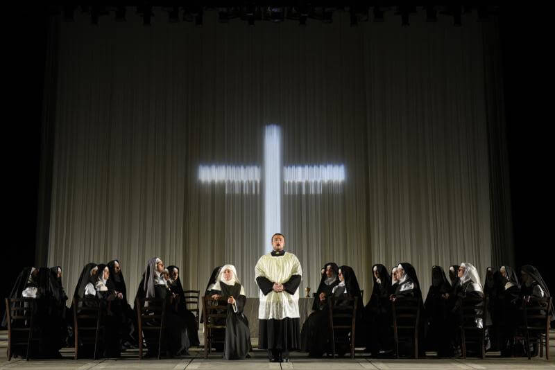 Dialogues des Carmélites à l'Opéra de Montréal (Crédit: Yves Renaud)