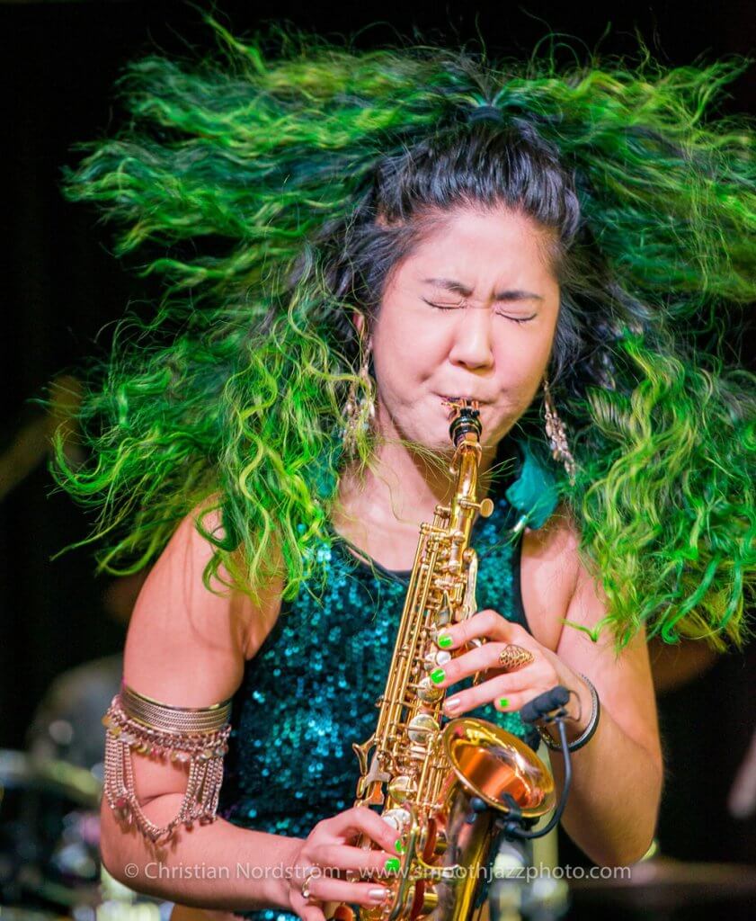 Grace Kelly, saxophoniste. (Coiffure par Christian Nordstrom, photo courtoisie du FMCM)