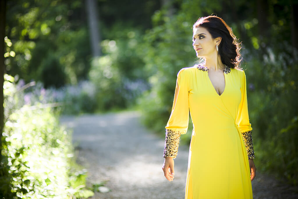 La soprano Isabel Bayrakdarian se destinait à une carrière en génie biomédical quand elle a décidé de bifurquer vers le chant classique. (Photo: courtoisie)