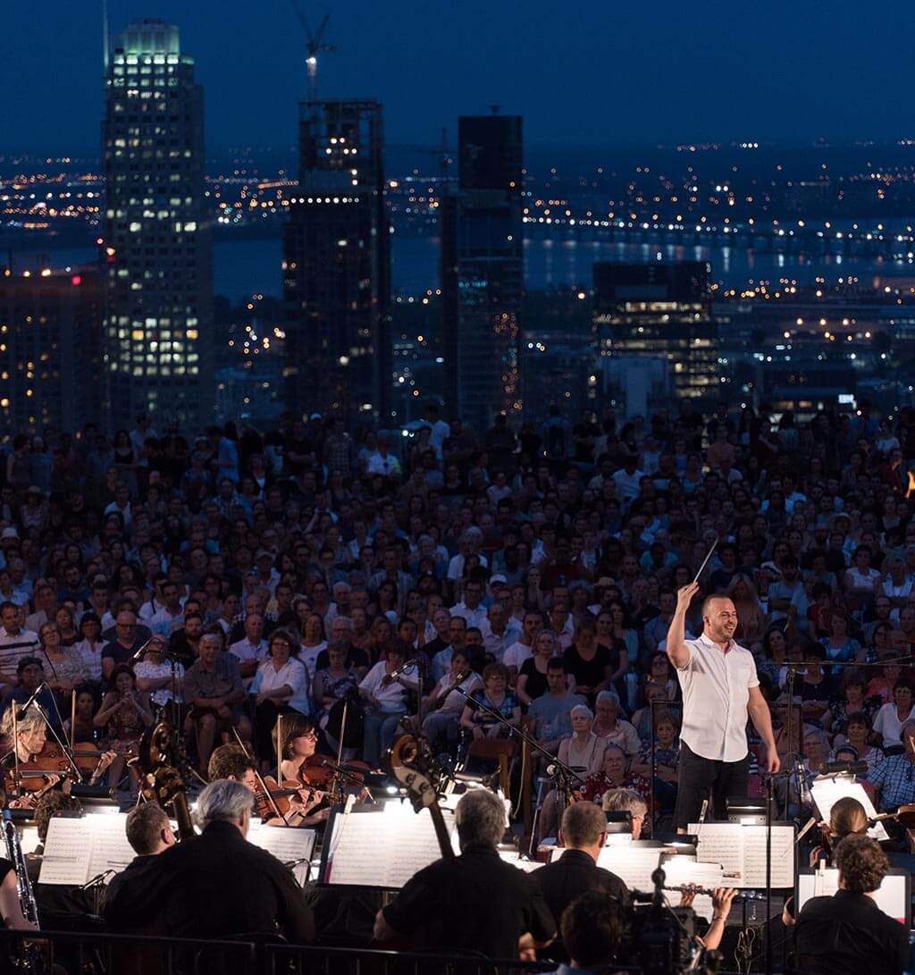 Yannick Nézet-Séguin et l'Orchestre Métropolitain sur le Mont-Royal (Crédit: Francois Goupil)
