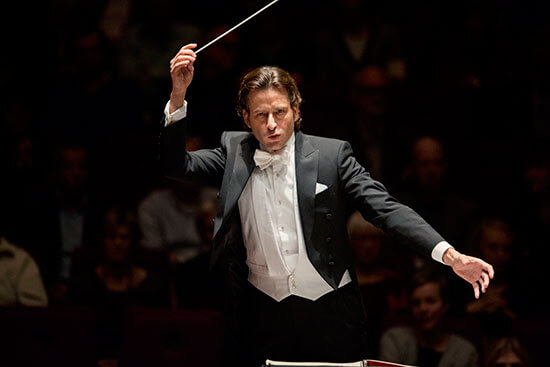 Gustavo Gimeno nommé directeur musical du Toronto Symphony Orchestra. (Crédit: Marco Borggreve)
