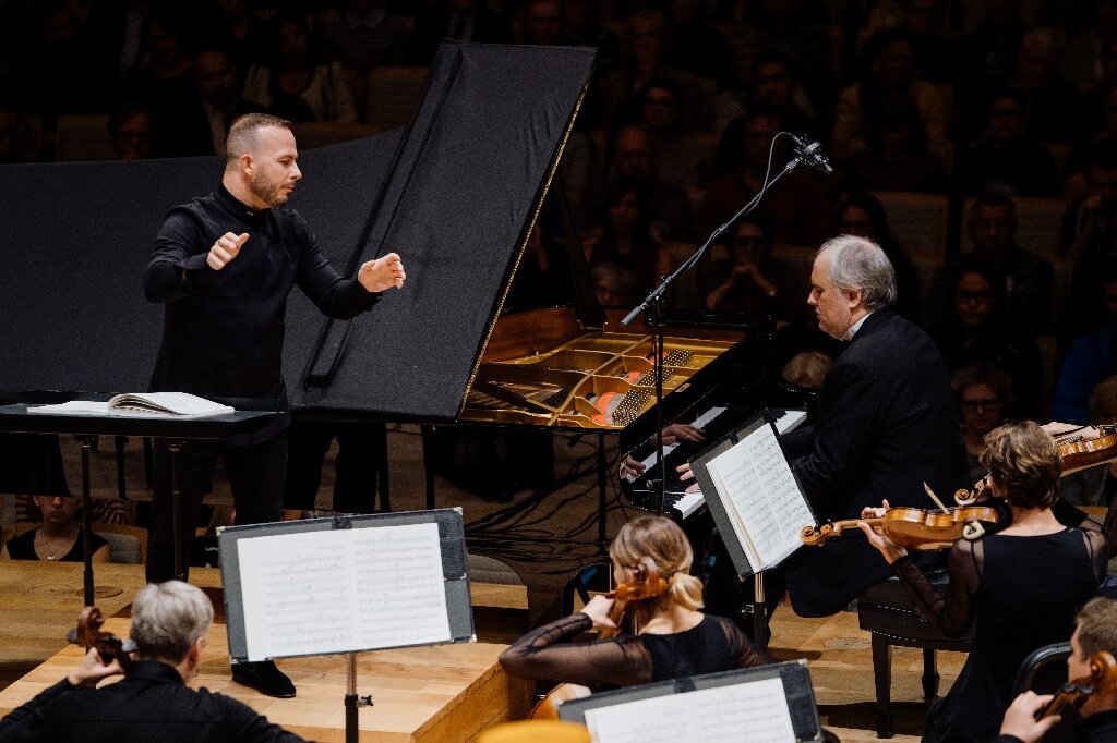 Nicholas Angelich avec l'Orchestre Métropolitain sous la direction de Yannick Nézet-Séguin, 5 octobre 2018. (Crédit: François Goupil)