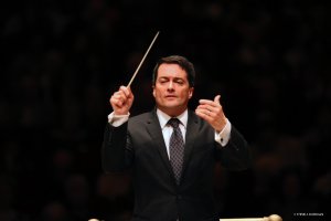 Jacques Lacombe dirigera War Requiem, de Britten, à la Maison symphonique. (Photo: Steve J. Sherman)