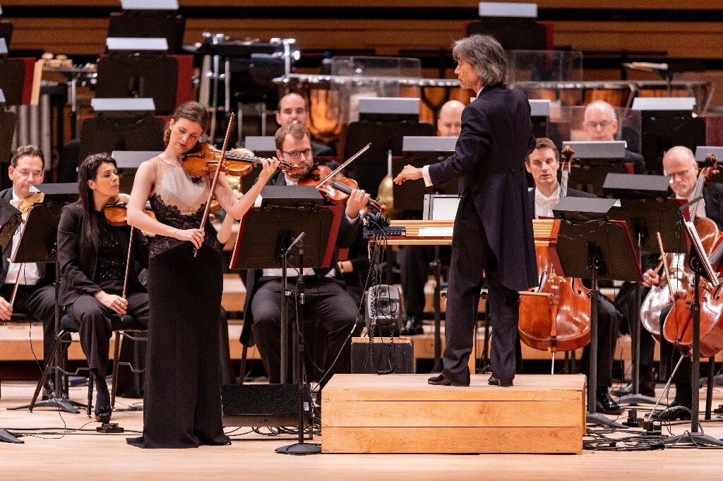 The concert began with Mozart’s Violin Concerto No. 5. Veronika Eberle. (Photo: Antoine Saito)
