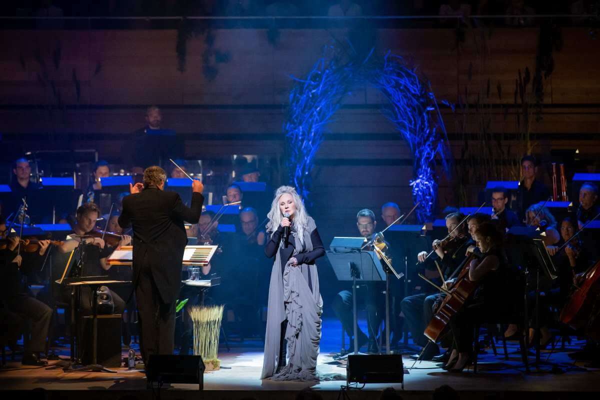 Diane Dufresne avec l'Orchestre symphonique de Montréal, 10 septembre 2019. (Photo: Antoine Saito)