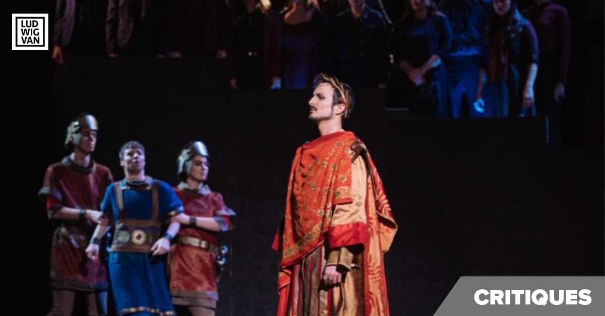 Olivier Gagnon incarne Tito dans La clemenza di Tito, une production d'Opéra McGill. (Photo: Tam Lan Truong)