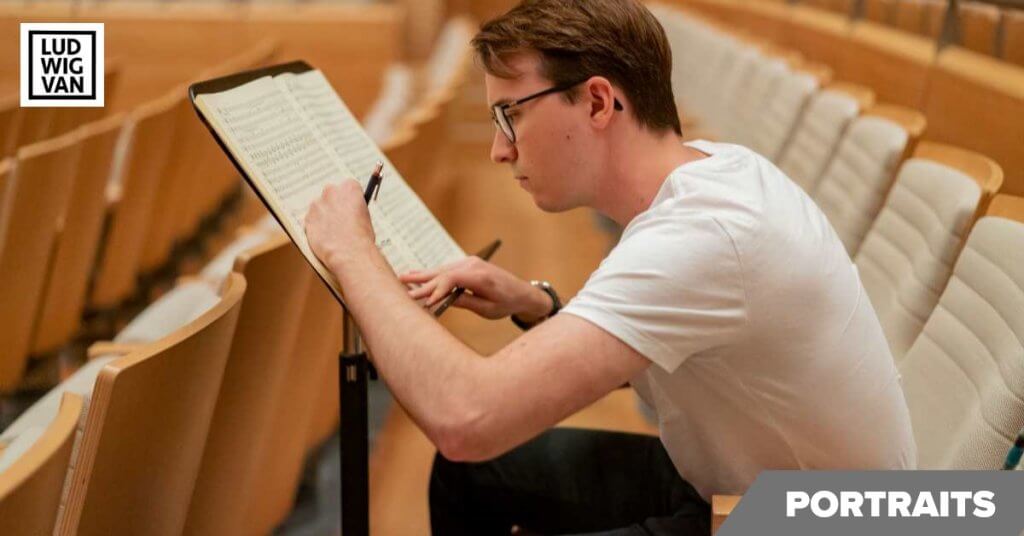 Thomas Leduc-Moreau, chef assistant à l'Orchestre symphonique de Montréal, 2019. (Photo: courtoisie de l'OSM)