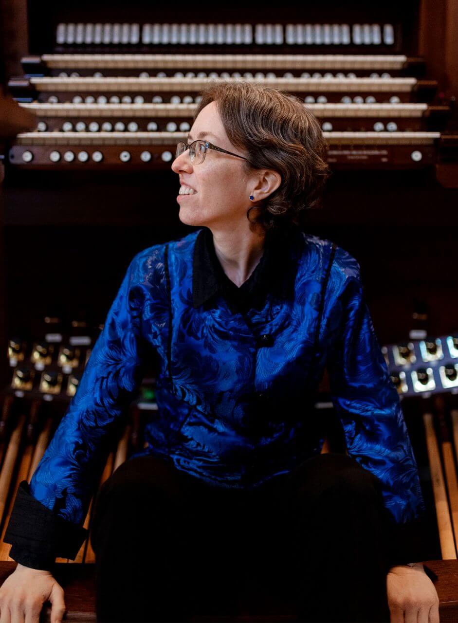 L'organiste Isabelle Demers est l'invitée des Violons du Roy sous la direction de Nicolas Ellis pour un concert orgue et orchestre de chambre. (Photo : Abi Poe)
