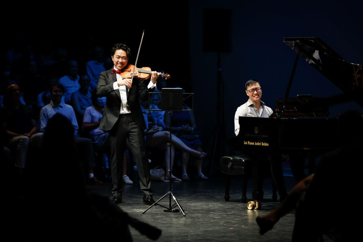 Hao Zhou (violon) et Philip Chiu (piano) ont formé un duo pour la Virée classique. (Photo: Antoine Saito)
