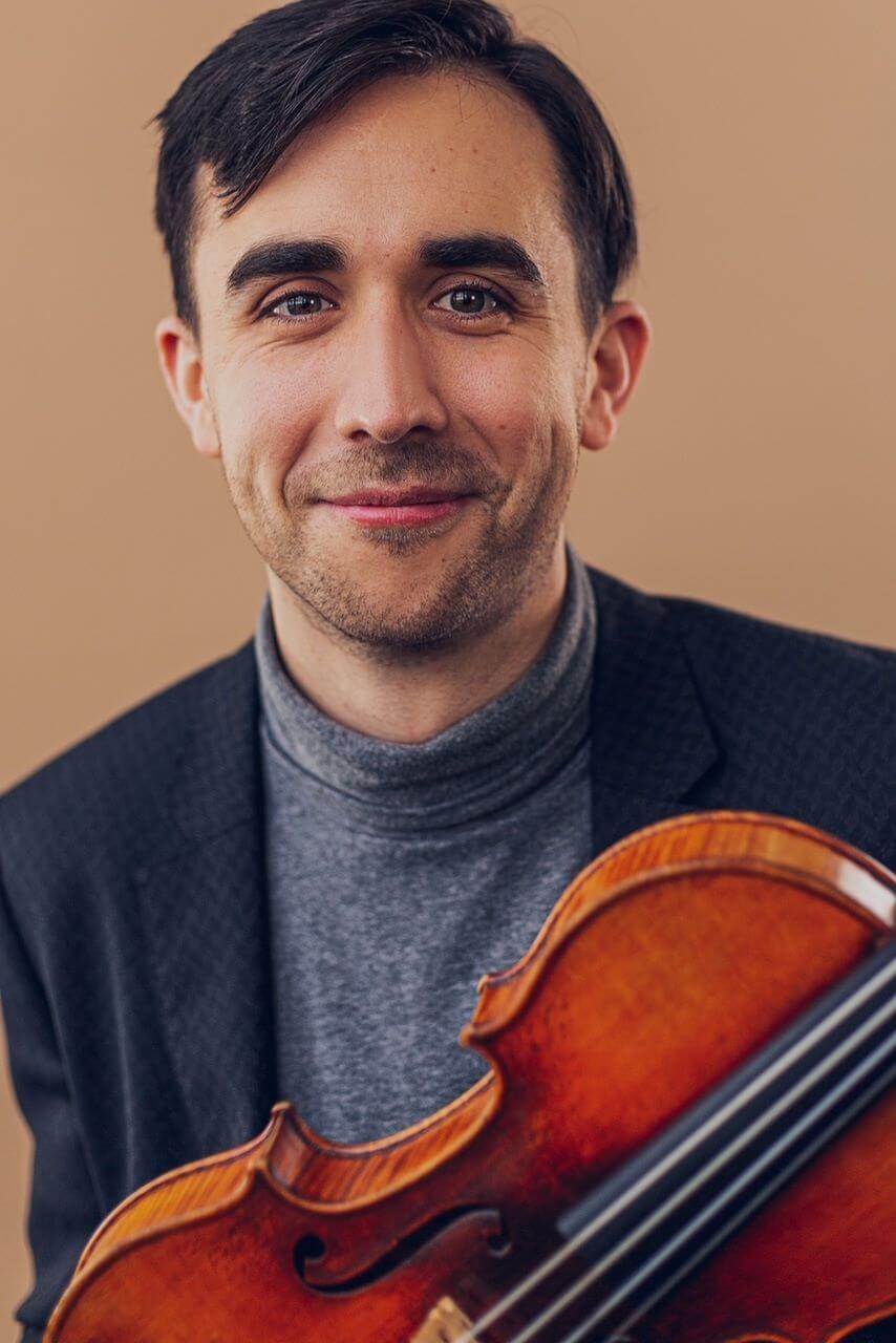 Guillaume Villeneuve, violoniste. (Photo: Annie Éthier)