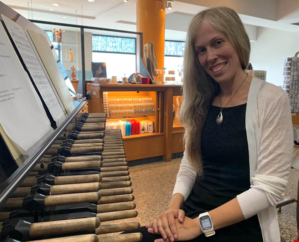 Andrée-Anne Doane, carilloniste titulaire de l'Oratoire St-Joseph du Mont-Royal (Photo: courtoisie de l'Oratoire)