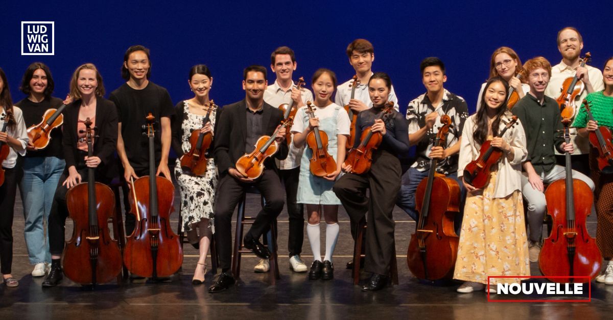 Photo de groupe des gagnants de la Banque d'instruments du Canada (Photo: Donna Santos)