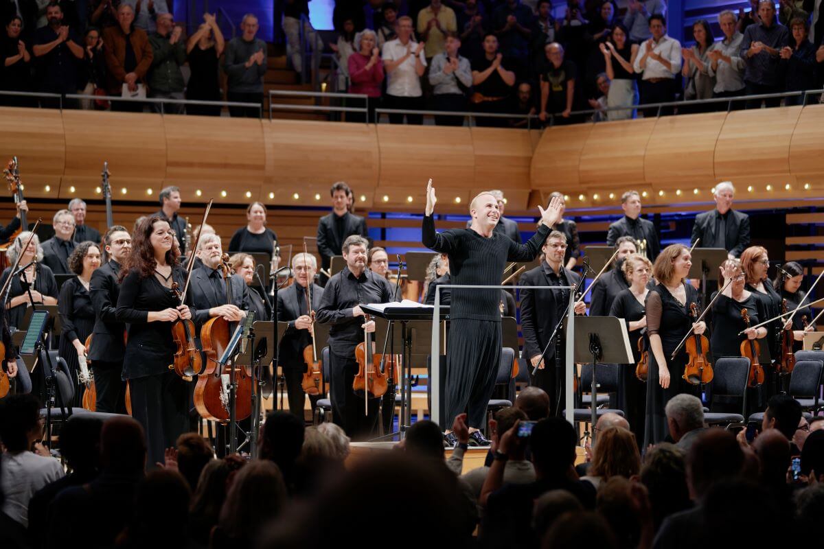 L'Orchestre Métropolitain lançait sa saison avec le concert Rencontre au sommet, le 16 septembre 2023 à la Maison symphonique (Photo: François Goupil)