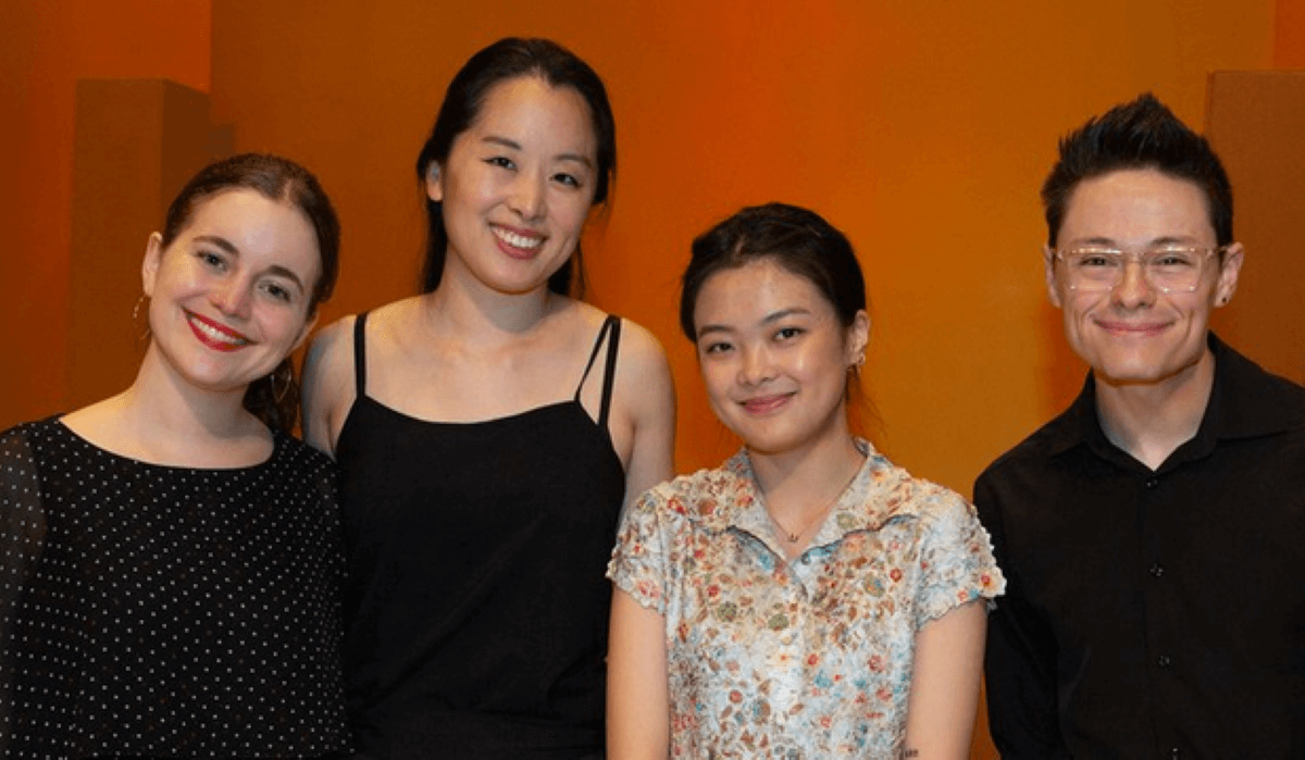 De g. à d. : Chloé Dumoulin, Troisième prix; fiona Wu, Quatrième prix; Dabon Zoey Yang, Prix d'Europe 2024; Russell Iceberg, Deuxième prix. (Photo : Robert Etcheverry)