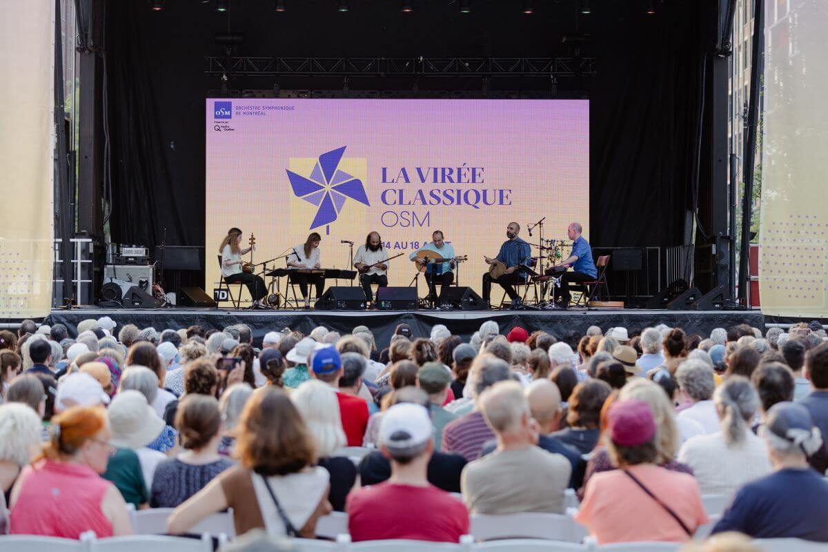 Le groupe Constantinpople sur la scène de l'Esplanade Tranquille le 16 août. (Photo : Gabriel Fournier)