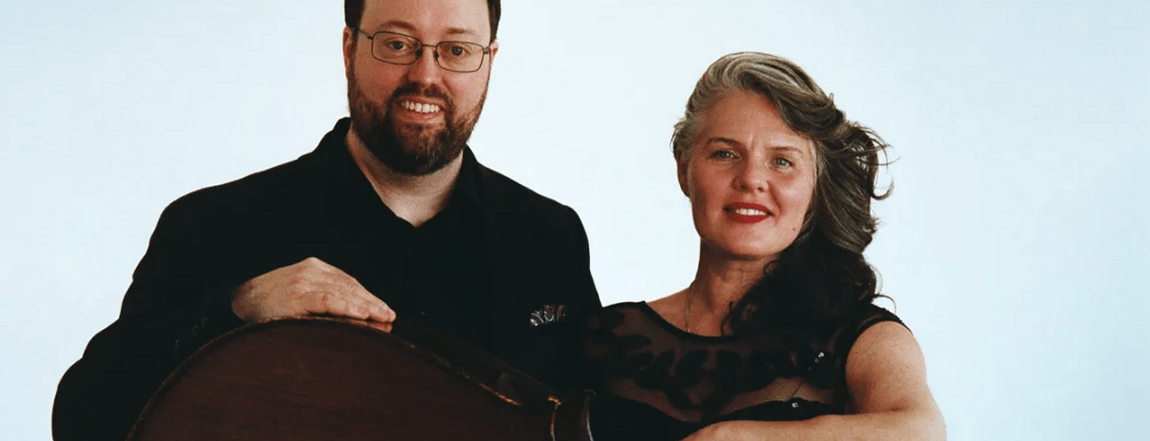 Le compositeur et contrebassiste Jean-Philippe Mailloux et la chanteuse Coral Egan )(Photo : Godefroy Mosry)