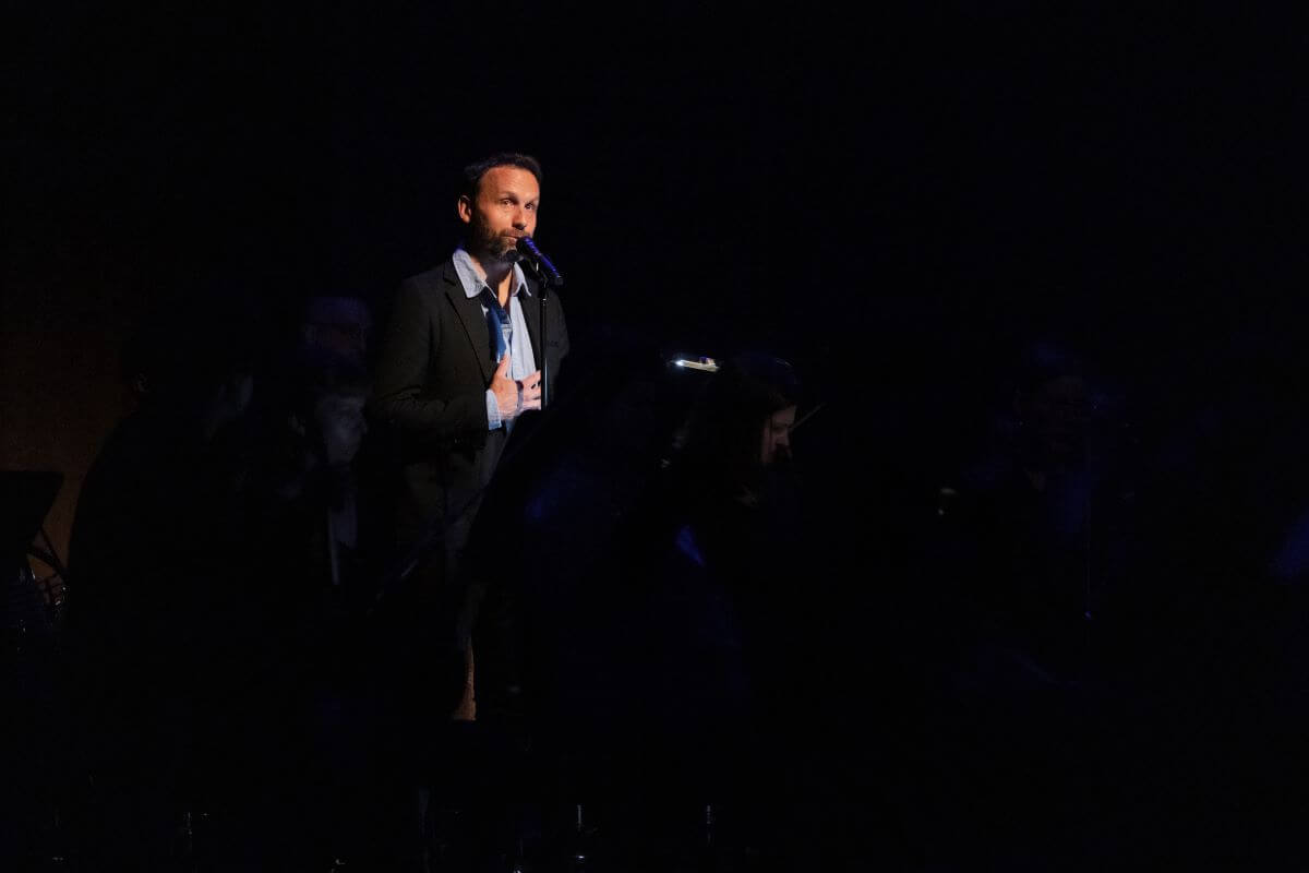 Le comédien Émile Proulx-Cloutier. (Photo : courtoisie Salle Bourgie)