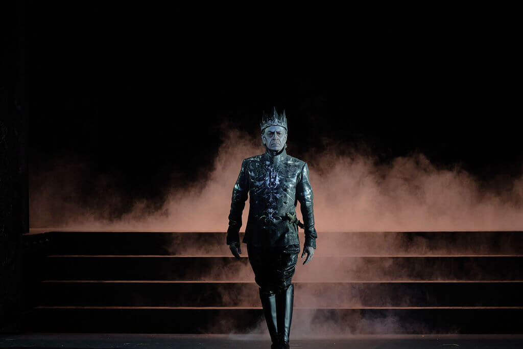 La démarche spectrale d'Alain Coulombe. (Photo : Vivien Gaumand)