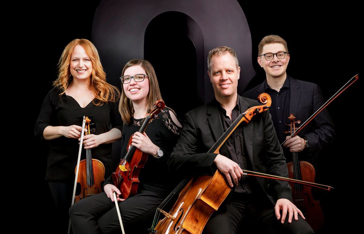 Caroline Béchard, Anne-Sophie Paquet, Blair Lofgren et Étienne Chénard. (Photo : Événement Facebook du Monastère des Augustines)