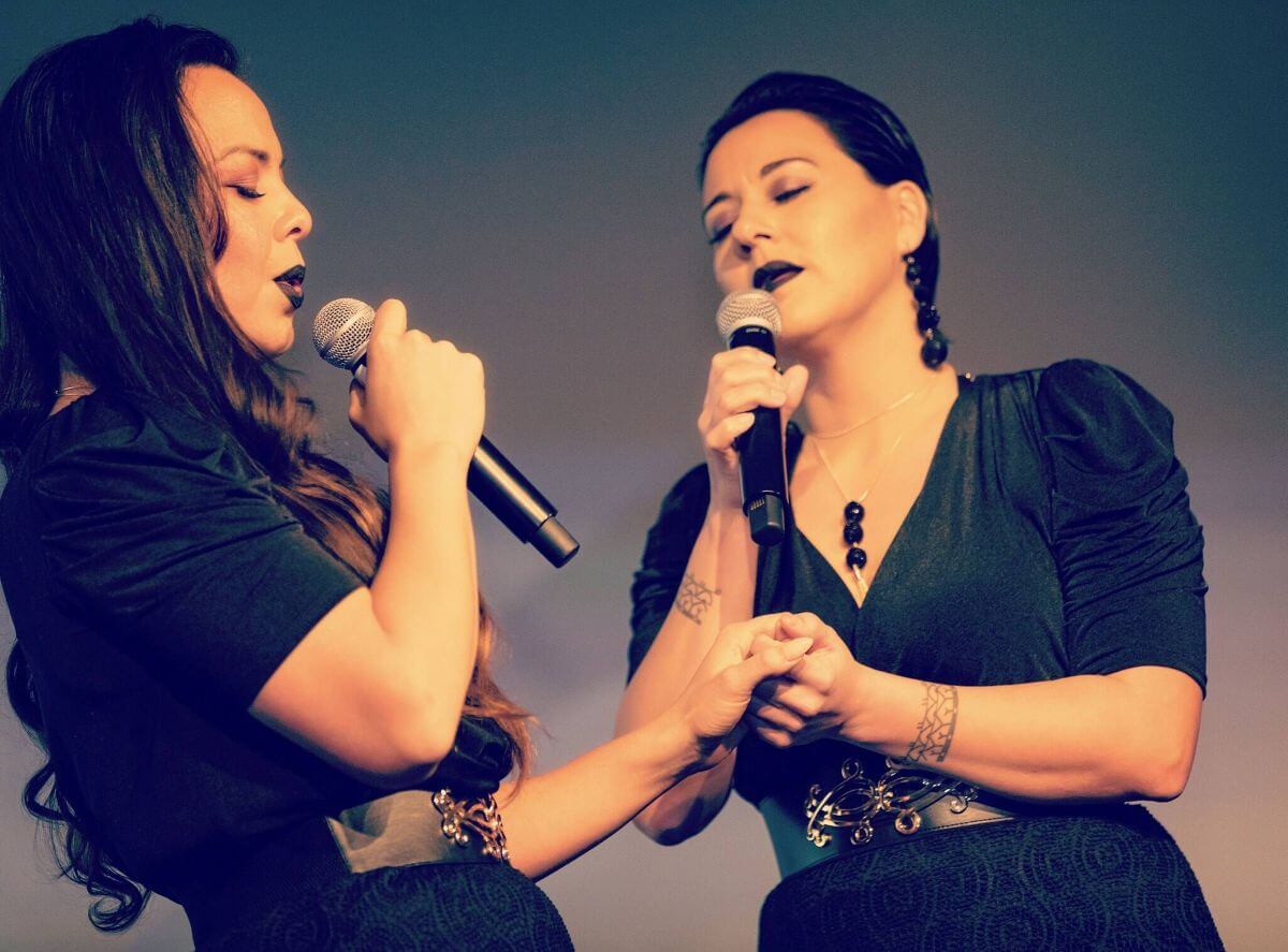 Le duo PIQSIQ (Photo : site web des artistes)