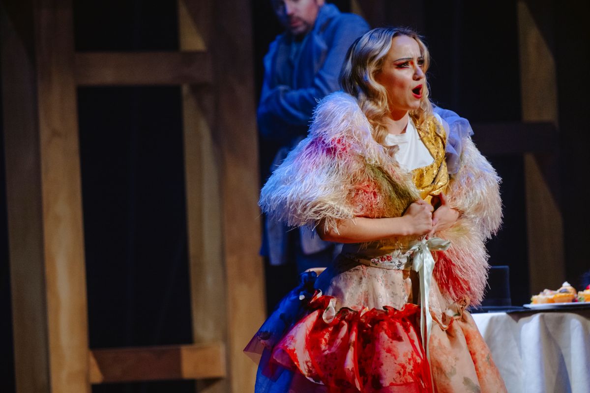 Élisabeth Boudreault en Musetta. (Photo : Stéphane Bourgeois)