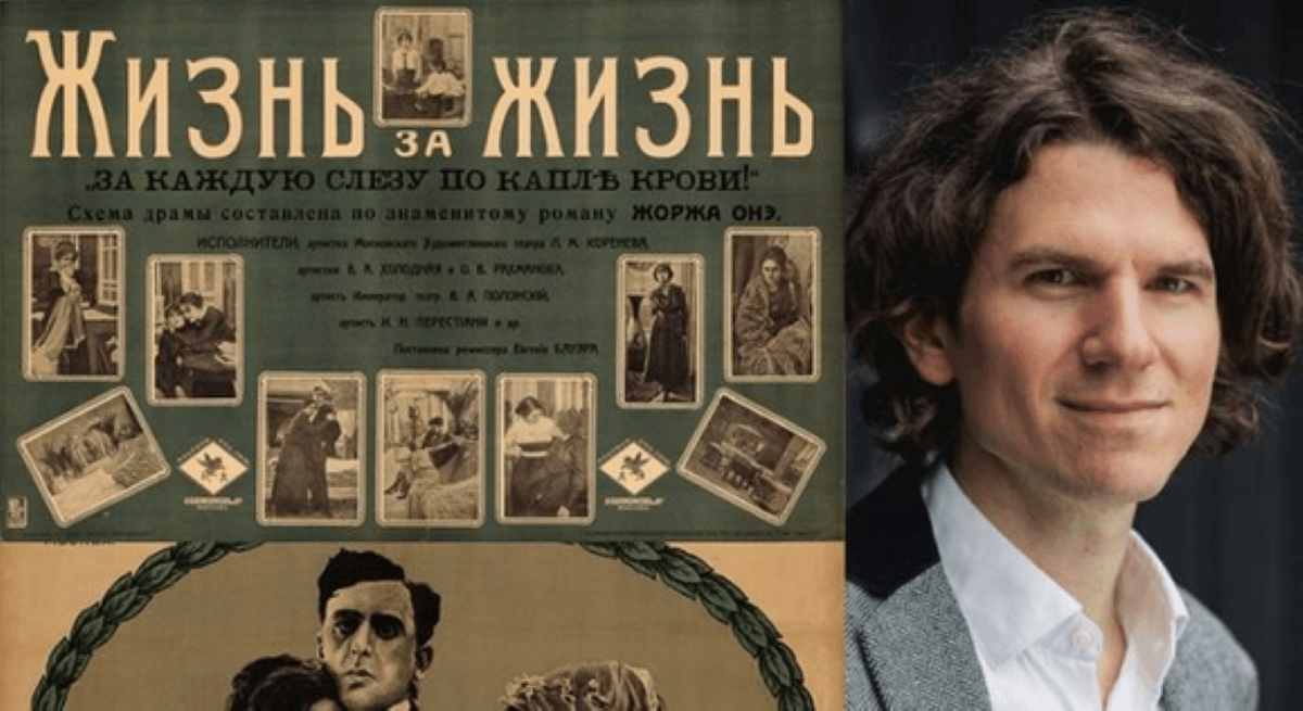 Guillaume Martineau, à droite, improvisera au piano une trame sonore en direct accompagnant la projection du film muet de 1916  Vie pour vie, dont l'affiche est montrée à gauche.