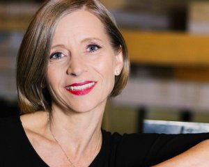 Sandra Horst, Chorus Master for the Canadian Opera Company. (Photo via UofT Opera)