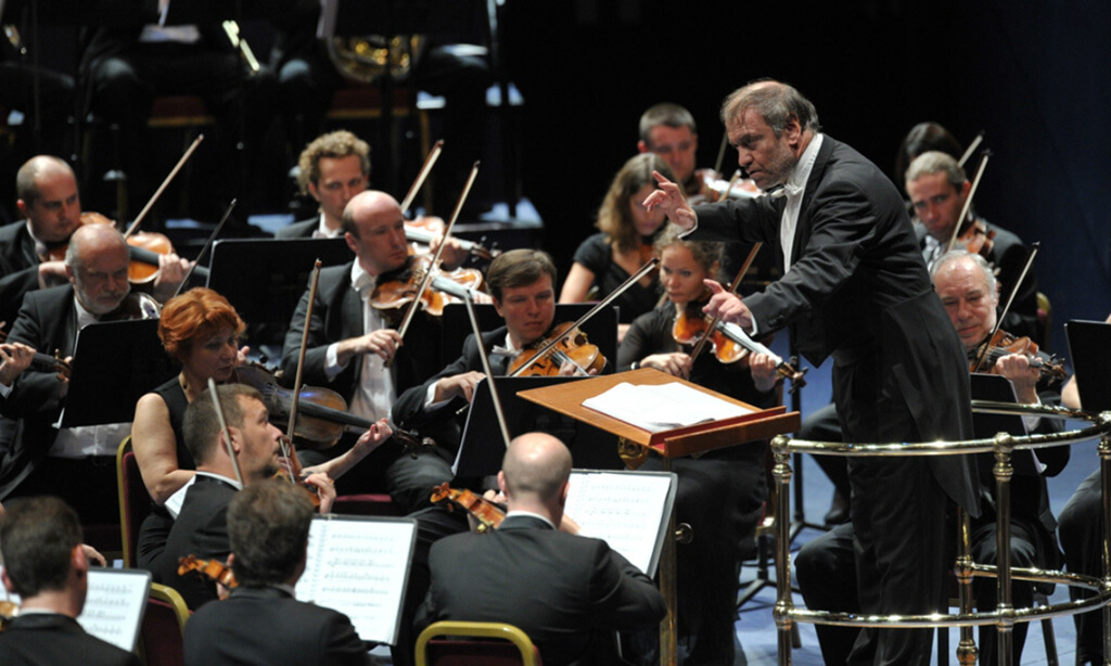 Mariinsky Orchestra and Valery Gergiev (Photo via Tidal Classical)