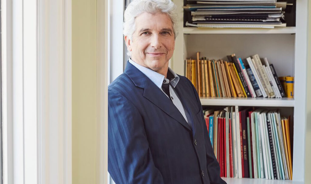 Mayor John Tory has announced he will present the Key to the City to seven distinguished individuals who have made significant contributions to Toronto, including the TSO's Peter Oundjian.