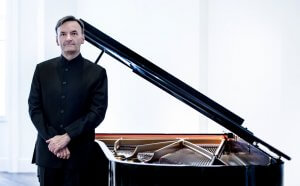 Pianist, poet, and painter Stephen Hough. (Photo: Sim Canetty-Clarke)