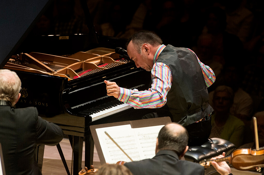 Jon Kimura Parker plays Gershwin Concerto in F (Photo: Jag Gundu)