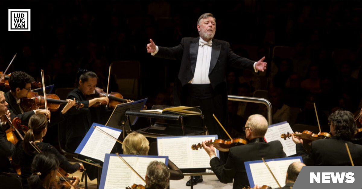 Sir Andrew Davis conducts the TSO