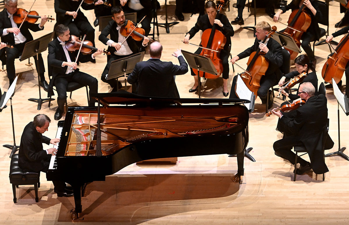 The Toronto Symphony Orchestra with Bernard Labadie (conductor) and Jean-Efflam Bavouzet (piano).