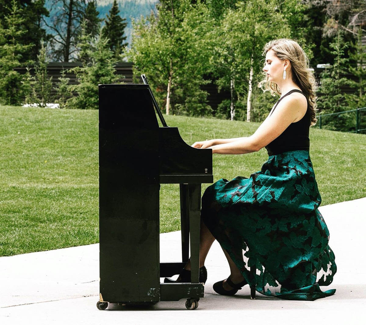 Holly Kroeke (Photo courtesy of the artist)