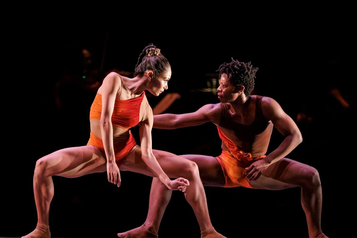 Tina Pereira and Siphesihle November in Alleged Dances (Photo: Bruce Zinger)