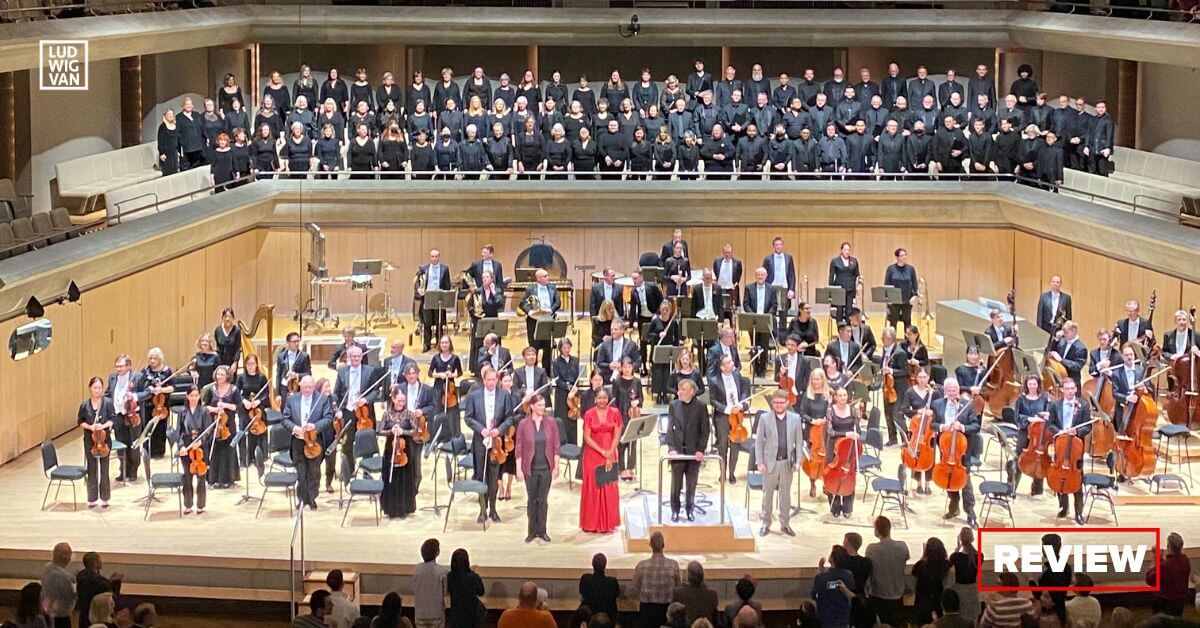 The TSO and Amadeus Choir perform Fauré's Requiem (Photo: Arthur Kaptainis)