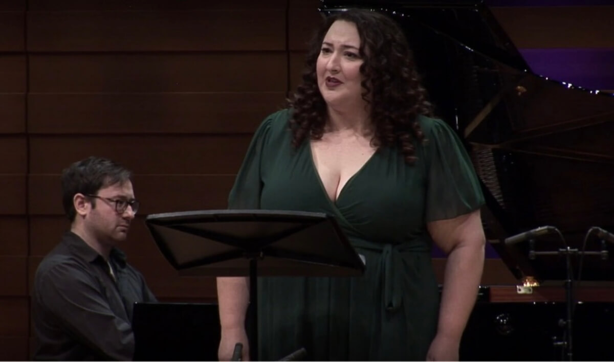 Nate Ben-Horin and Jaclyn Grossman (Likht Ensemble) perform the Shoah Songbook Part 3 (Photo courtesy of the artists)