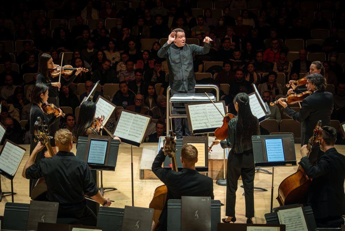 The Toronto Symphony Orchestra under conductor Ryan Bancroft (Photo: Allan Cabral)